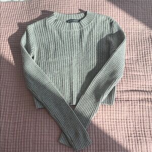 Brandy Melville Gray Ribbed Cropped Sweater